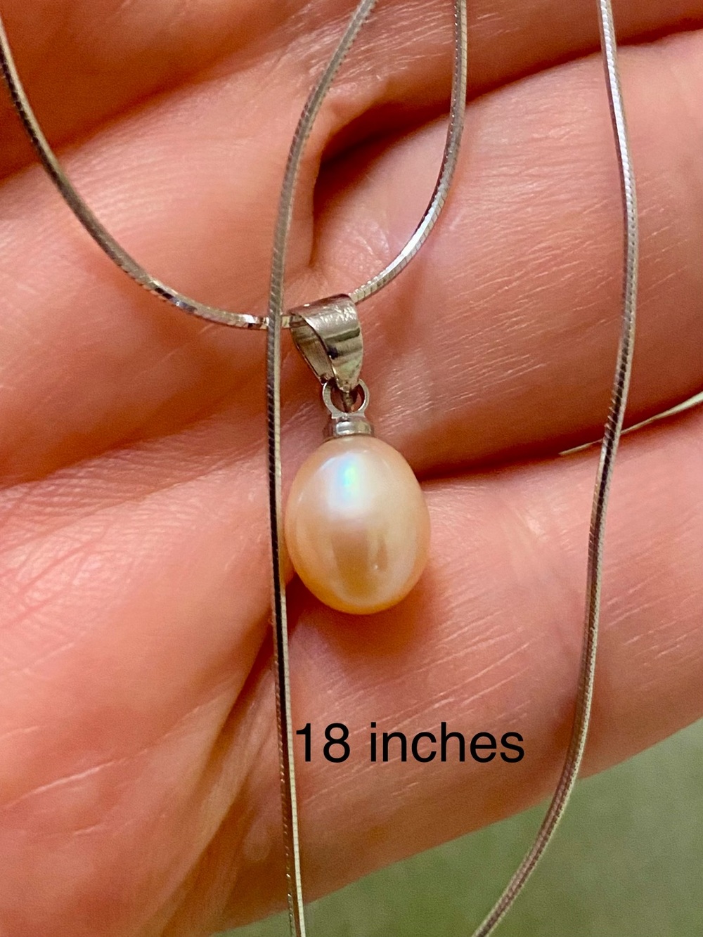 Freshwater Pearl Pendant Necklace in Peach on Silver Chain - Picture 3 of 4